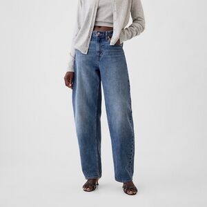 Gap Petite High Rise Barrel Jeans